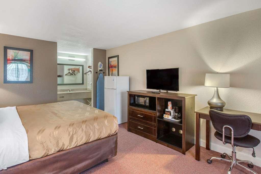 Quality Inn & Suites Port Arthur - Nederland Szoba fotó