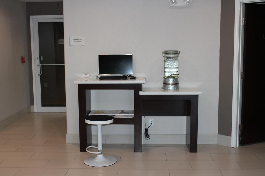 Quality Inn & Suites Port Arthur - Nederland Kültér fotó