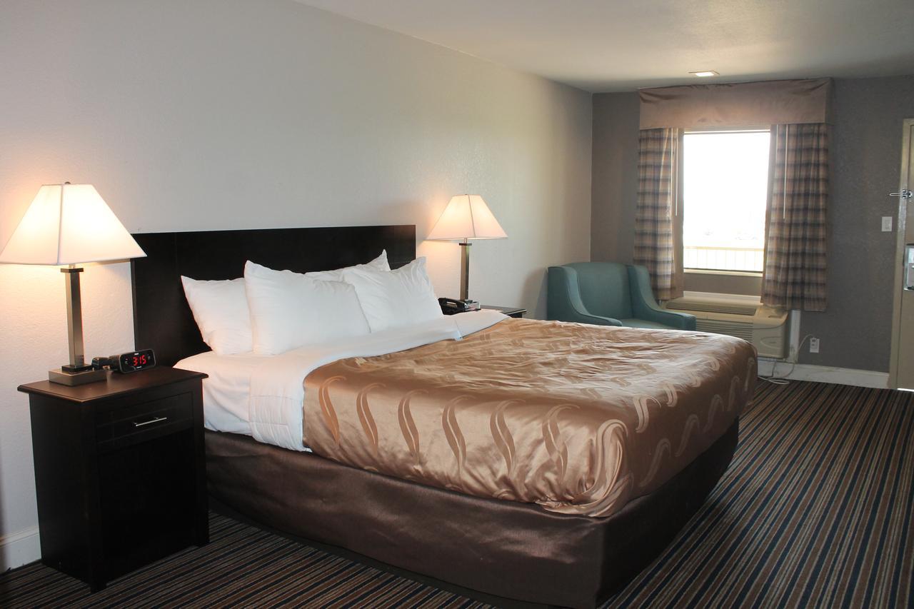 Quality Inn & Suites Port Arthur - Nederland Kültér fotó