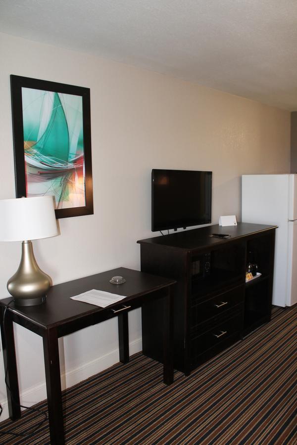 Quality Inn & Suites Port Arthur - Nederland Kültér fotó