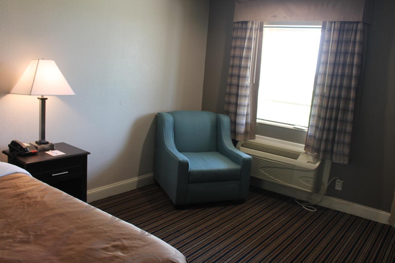 Quality Inn & Suites Port Arthur - Nederland Kültér fotó